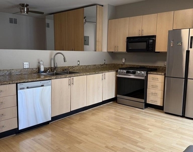 1480 Broadway - Photo Thumbnail 5