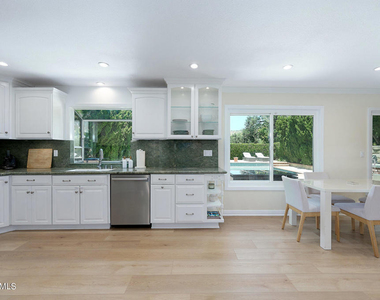 5557 Adelina Court - Photo Thumbnail 15