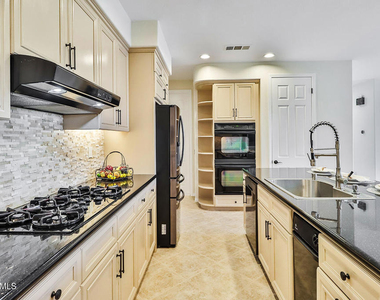 13790 Stagecoach Trail - Photo Thumbnail 21