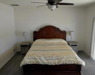 1523 Bryan Street - Photo Thumbnail 31