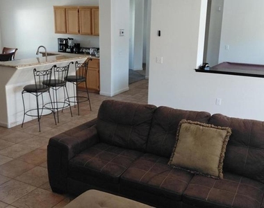 1523 Bryan Street - Photo Thumbnail 19