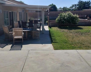1523 Bryan Street - Photo Thumbnail 51