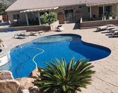 1523 Bryan Street - Photo Thumbnail 53