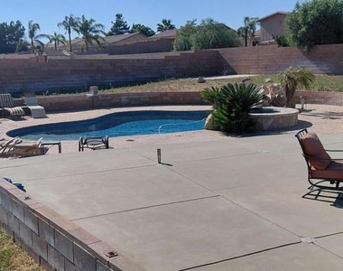 1523 Bryan Street - Photo Thumbnail 63