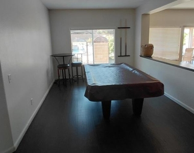 1523 Bryan Street - Photo Thumbnail 46