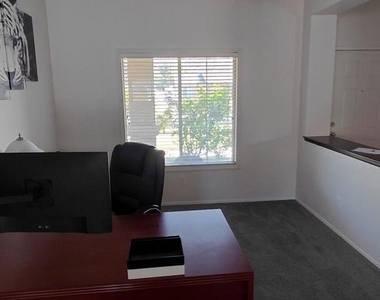 1523 Bryan Street - Photo Thumbnail 48
