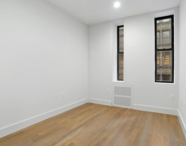 Madison Avenue - Photo Thumbnail 3