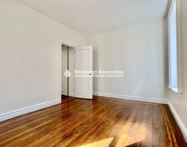 21 Magaw Place - Photo Thumbnail 8