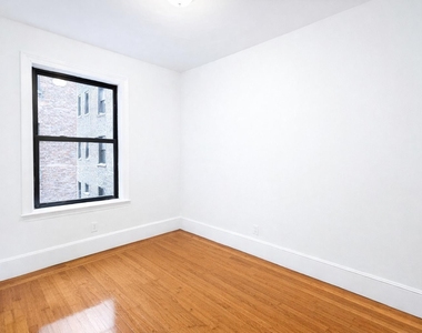 540 Fort Washington Avenue - Photo Thumbnail 6