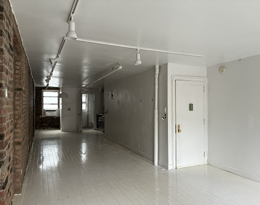 Lafayette Street - Photo Thumbnail 5