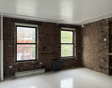 Lafayette Street - Photo Thumbnail 2
