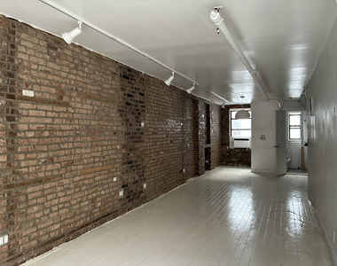 Lafayette Street - Photo Thumbnail 4