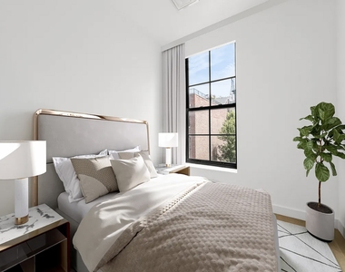 496 Broadway - Photo Thumbnail 12