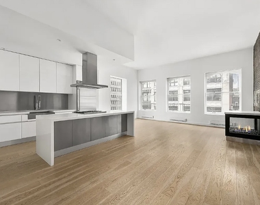 496 Broadway - Photo Thumbnail 7
