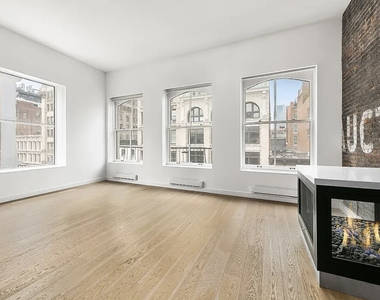 496 Broadway - Photo Thumbnail 3