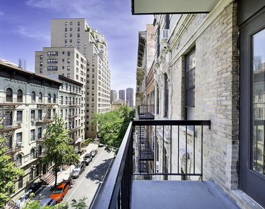 East 25th Street - Photo Thumbnail 5