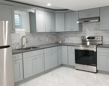 21 Adamson Street - Photo Thumbnail 5