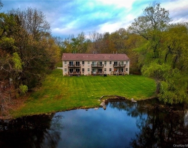 22 Lake Lodge Drive - Photo Thumbnail 1