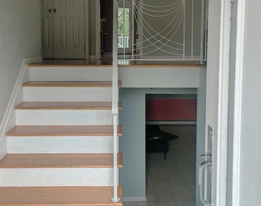 821 Cliffside Avenue - Photo Thumbnail 1