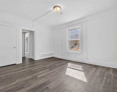49 S Hamilton Street - Photo Thumbnail 5