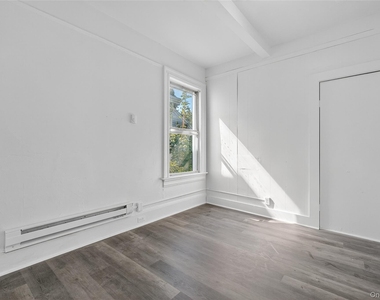 49 S Hamilton Street - Photo Thumbnail 7