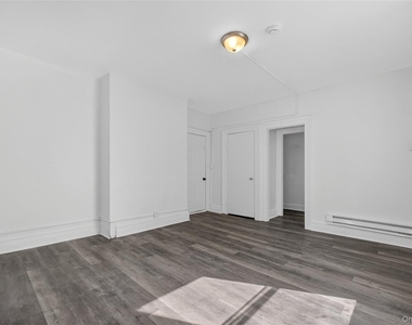49 S Hamilton Street - Photo Thumbnail 6