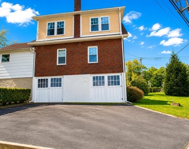 153 Wisner Avenue - Photo Thumbnail 2