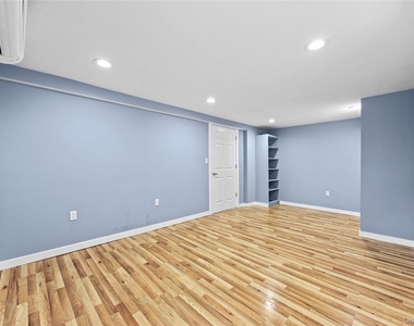 44 Bruce Lane - Photo Thumbnail 25