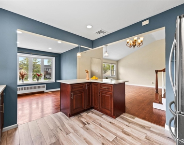 44 Bruce Lane - Photo Thumbnail 9