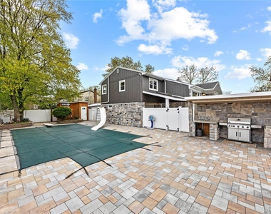 44 Bruce Lane - Photo Thumbnail 32