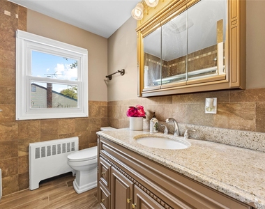 44 Bruce Lane - Photo Thumbnail 16