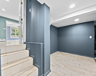 44 Bruce Lane - Photo Thumbnail 26