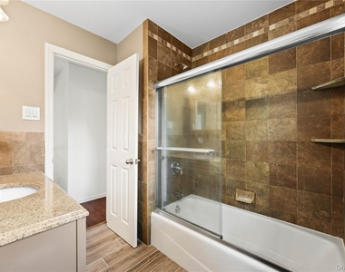 44 Bruce Lane - Photo Thumbnail 17