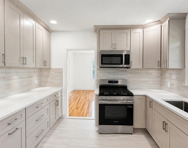 284 Beach 19th Street - Photo Thumbnail 10