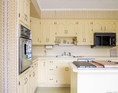 69 Oneck Road - Photo Thumbnail 5