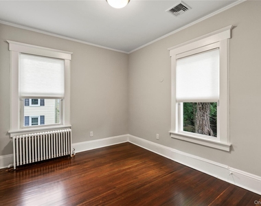 46 Davis Street - Photo Thumbnail 5