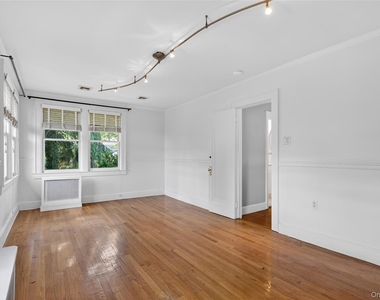 90 Mackey Avenue - Photo Thumbnail 15