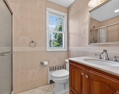 90 Mackey Avenue - Photo Thumbnail 13