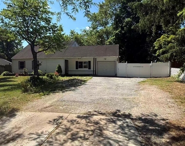 382 Jamaica Avenue - Photo Thumbnail 1