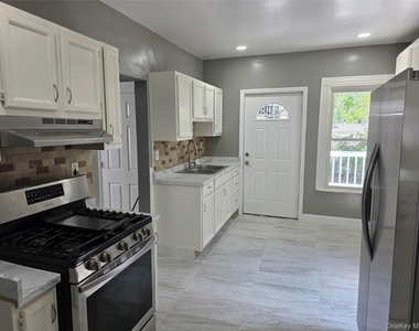 116 Orchard Street - Photo Thumbnail 3