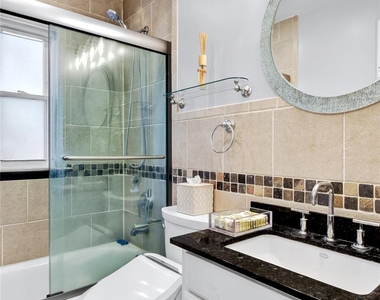 50 Albertson Place - Photo Thumbnail 13
