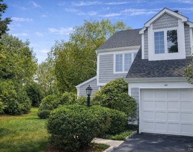 42 Clarewood Drive - Photo Thumbnail 1