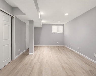 42 Clarewood Drive - Photo Thumbnail 17