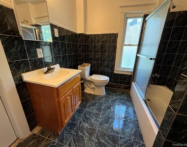174 Center Street - Photo Thumbnail 9