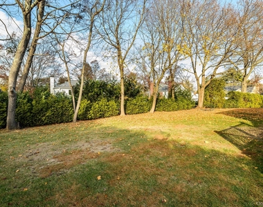 47 Whistler Road - Photo Thumbnail 24