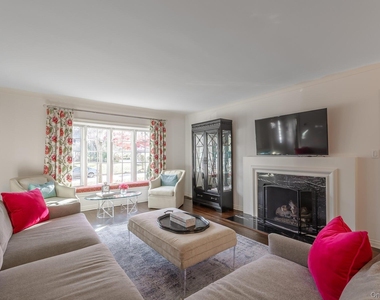 47 Whistler Road - Photo Thumbnail 2