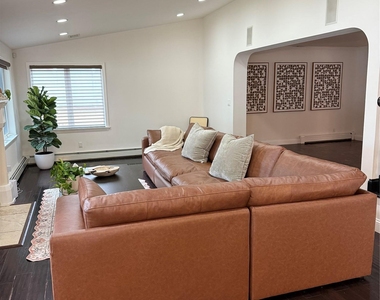 29 Wilton Road - Photo Thumbnail 11