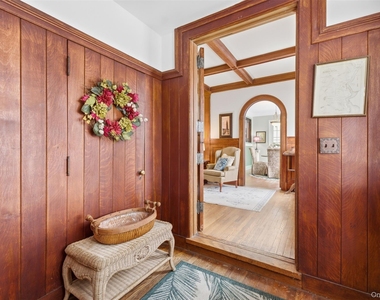 5 Trinity Place - Photo Thumbnail 10