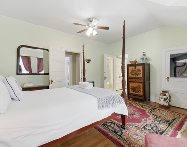 5 Trinity Place - Photo Thumbnail 35