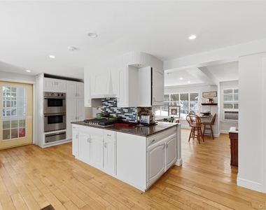 5 Trinity Place - Photo Thumbnail 48